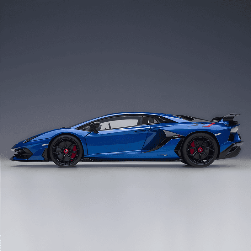 AutoArt Lamborghini Aventador SVJ 1:18 Scale Diecast Model – Diecast Supercar Collection（Blue）