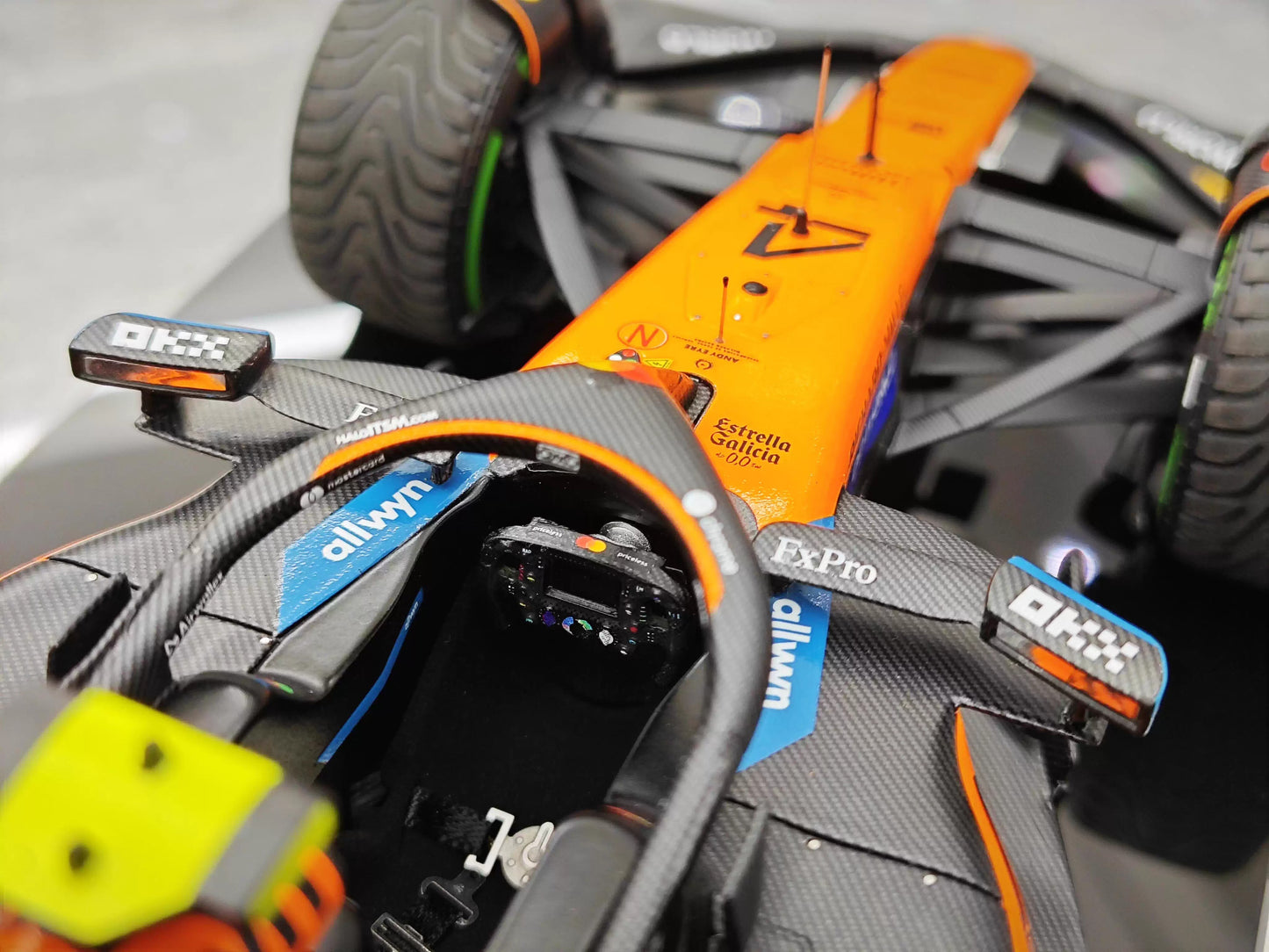 Amalgam 1:18 McLaren MCL39 (2025) Resin Model