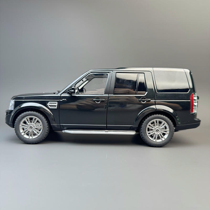Whelart 1:18 Land Rover Discovery 4 Diecast Car