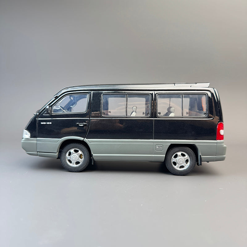Original 1:24 Mercedes-Benz MB100 Business Van Alloy Model