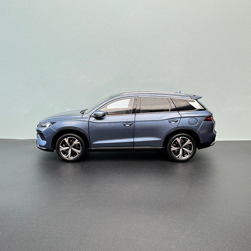 BYD Song PRO DMi 1:18 Diecast Alloy Model SUV (Static Display Edition – Functional Details)