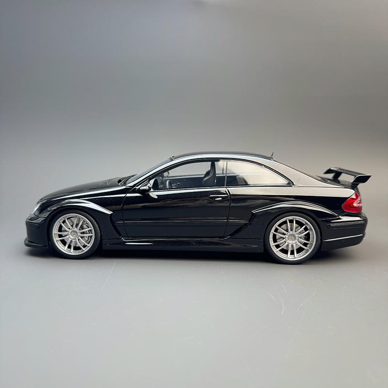 OTTO 1:18 Mercedes-AMG C209 CLK DTM – YX car model
