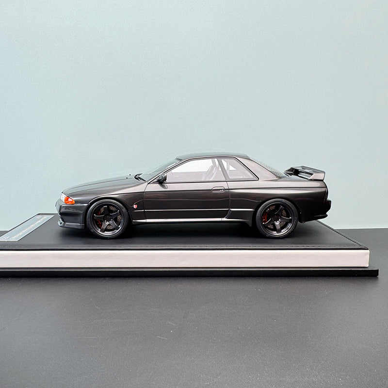 Pre-Sale: MOTORHELIX 1:18 Nissan Skyline GT-R (R32) – Gunmetal Grey Resin Model