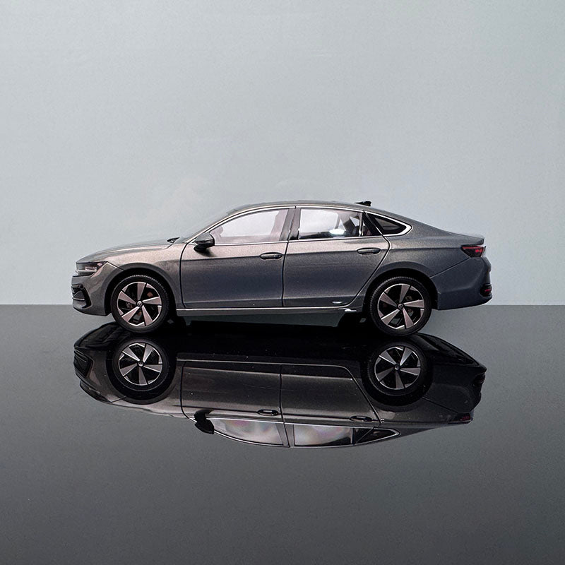 Volkswagen Magotan B9 Diecast Model – 1:18 Scale Premium Collectible