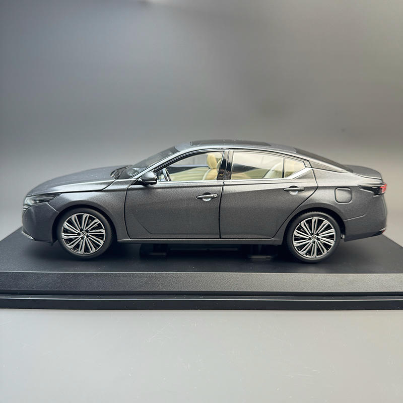 Nissan Altima 2026 1:18 Alloy Diecast Model