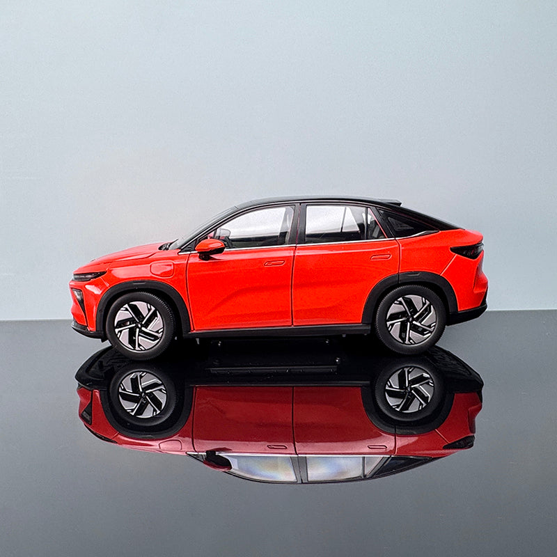 Ruilan 7 1:18 Diecast Model – Premium Alloy Collector’s Edition red
