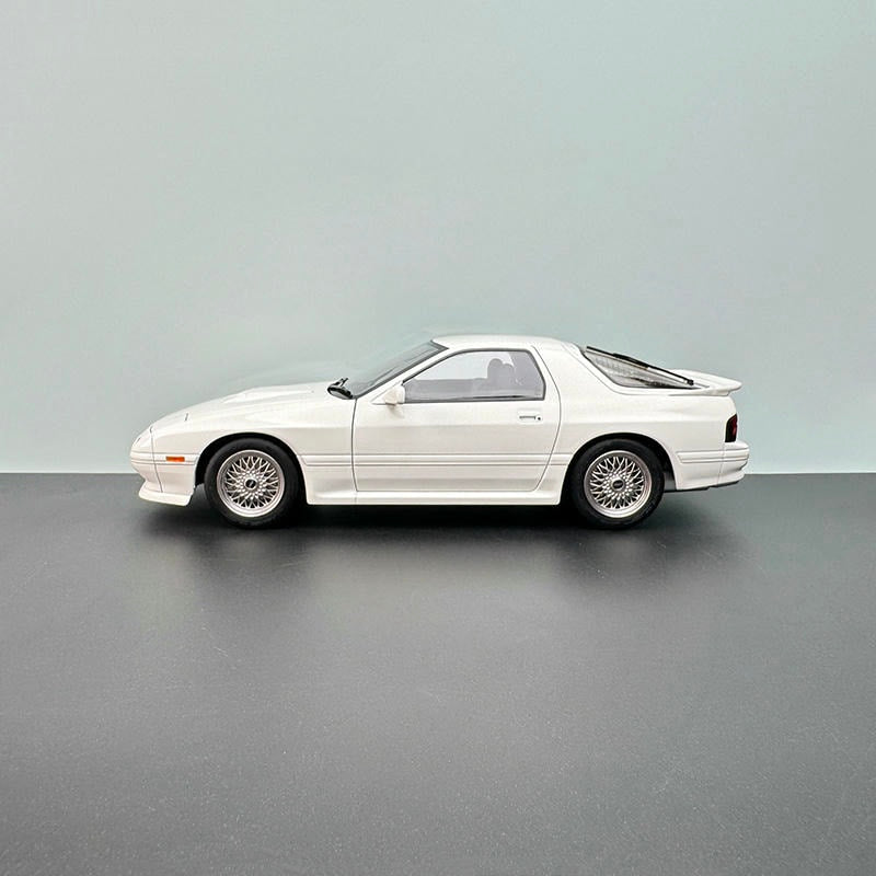 WHELART 1:18 Mazda RX‑7 FC3S White Unlimited Edition DieCast Alloy Sports Car Model