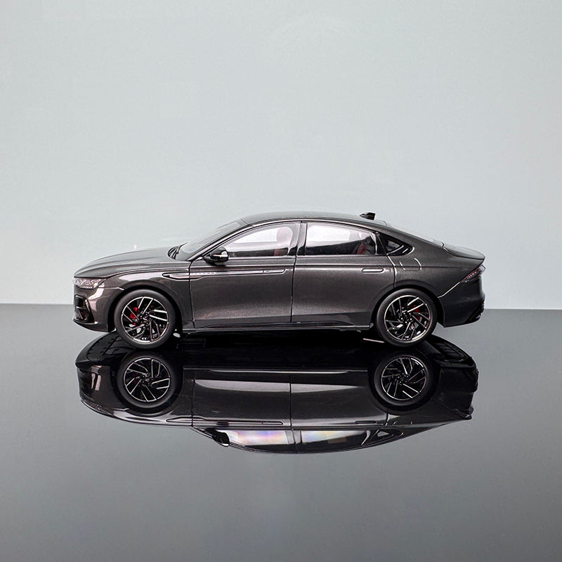  Changan Lincoln Z Diecast car – 1:18 original precision car model