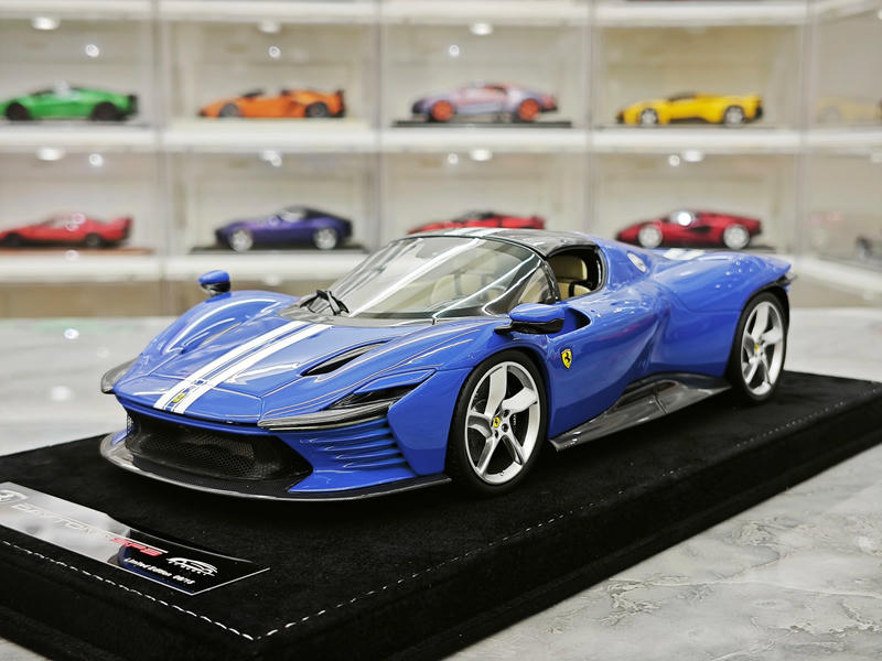 Zigzag Youngster 1:18 Ferrari Daytona SP3 Resin Model