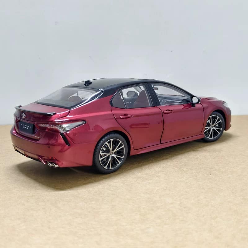 oem Licensed Toyota Camry (XV70) Hybrid Sport 2018–2021 1:18 Diecast Model