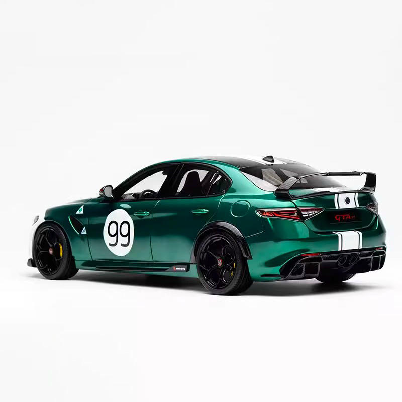 MotorHelix 1:18 Alfa Romeo Giulia GTAm Alloy Diecast Model