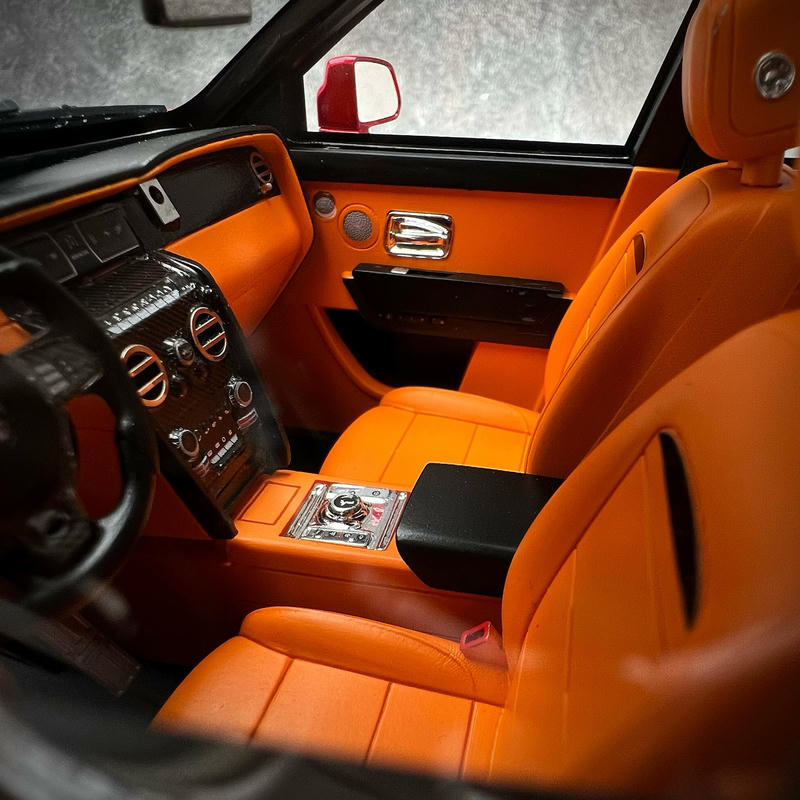 SC Model 1:18 Mansory Rolls-Royce Cullinan Resin Model