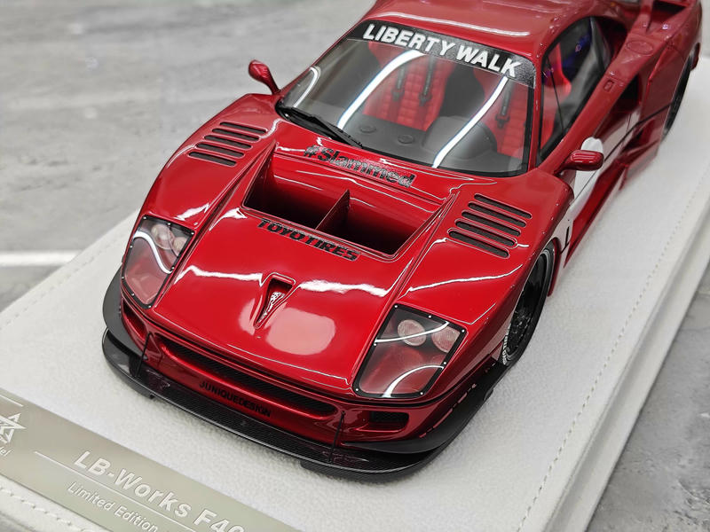 BBA Model 1:18 Ferrari F40 LB-Works Resin Model