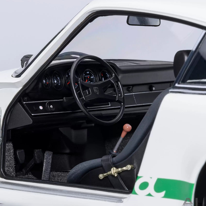AUTOart 1:18 Porsche 911 Carrera 2.7 RS Model Car – Classic Porsche Sports Car Collectible
