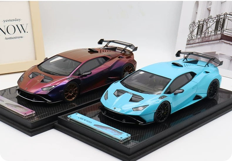 IVY Lamborghini Huracan STP 1:18 Resin Model Car
