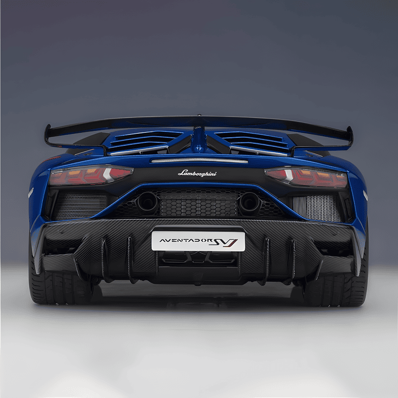 AutoArt Lamborghini Aventador SVJ 1:18 Scale Diecast Model – Diecast Supercar Collection（Blue）