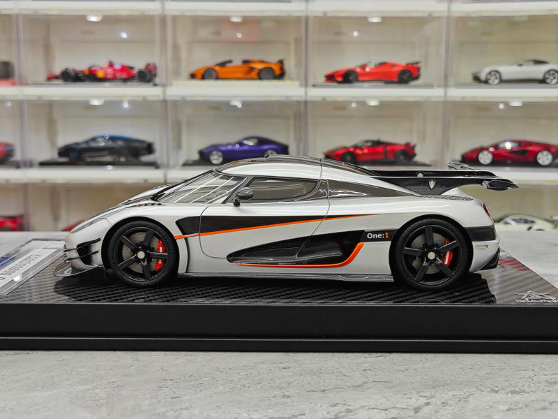 BBA Koenigsegg One 1:18 Resin Model Car