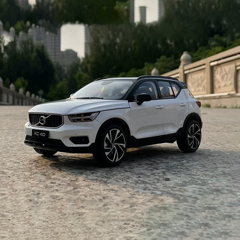 Original XC40 1:18 Diecast Model