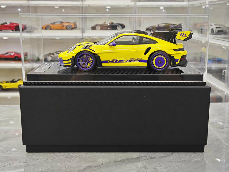VIP Model 1:18 Porsche 911 GT3 RS Manthey Racing Resin Model – YX