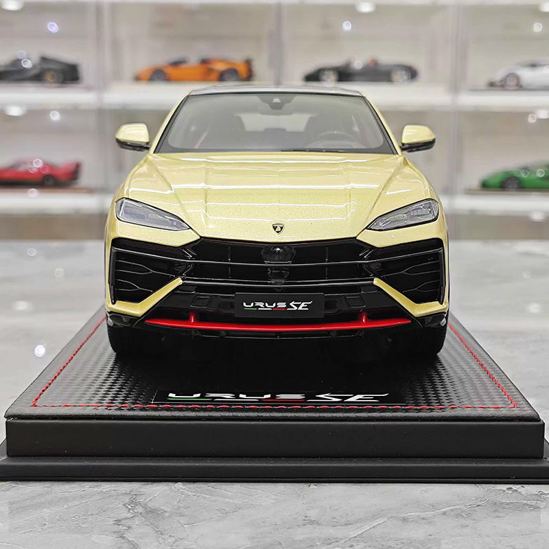 MR Collection 1:18 Lamborghini Urus SE Resin Model – YX car model