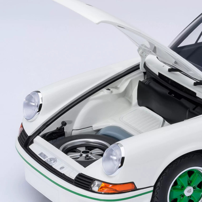 AUTOart 1:18 Porsche 911 Carrera 2.7 RS Model Car – Classic Porsche Sports Car Collectible