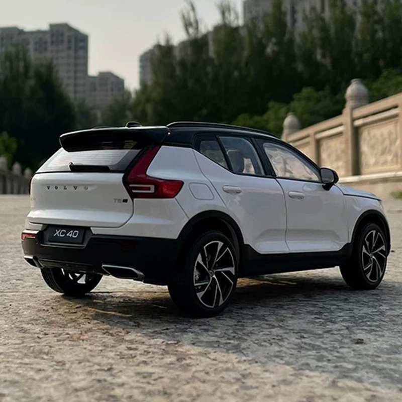 Original XC40 1:18 Diecast Model