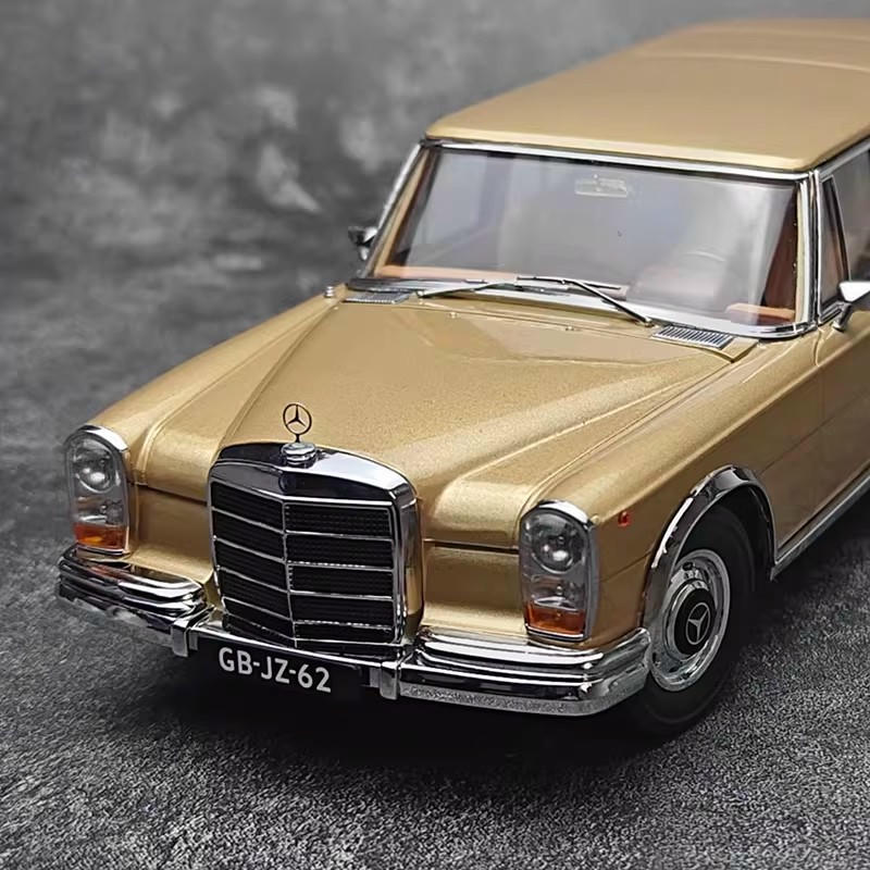 KK Scale Mercedes-Benz 600 Pullman W100 1:18 Diecast Model Car