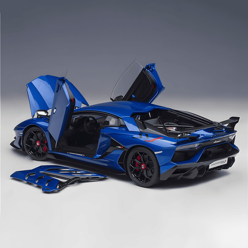 AutoArt Lamborghini Aventador SVJ 1:18 Scale Diecast Model – Diecast Supercar Collection（Blue）