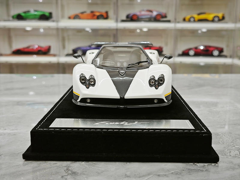 HH Model Pagani Zonda F 1:18 Resin Model Car