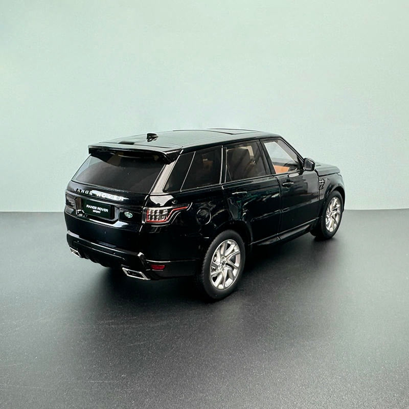 WHELART 1:18 Range Rover Sport SUV Model – Diecast Collection