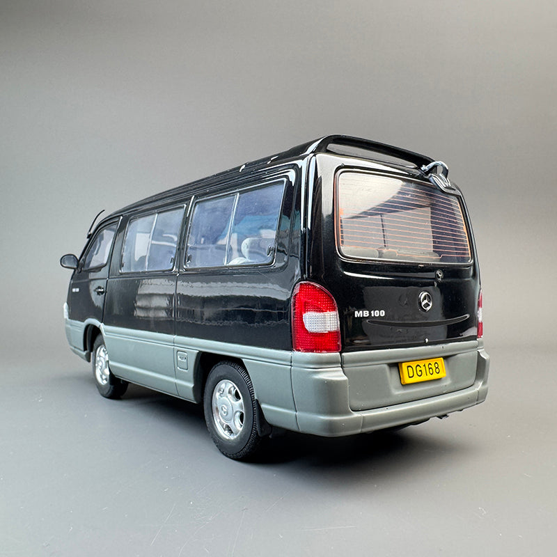 Original 1:24 Mercedes-Benz MB100 Business Van Alloy Model