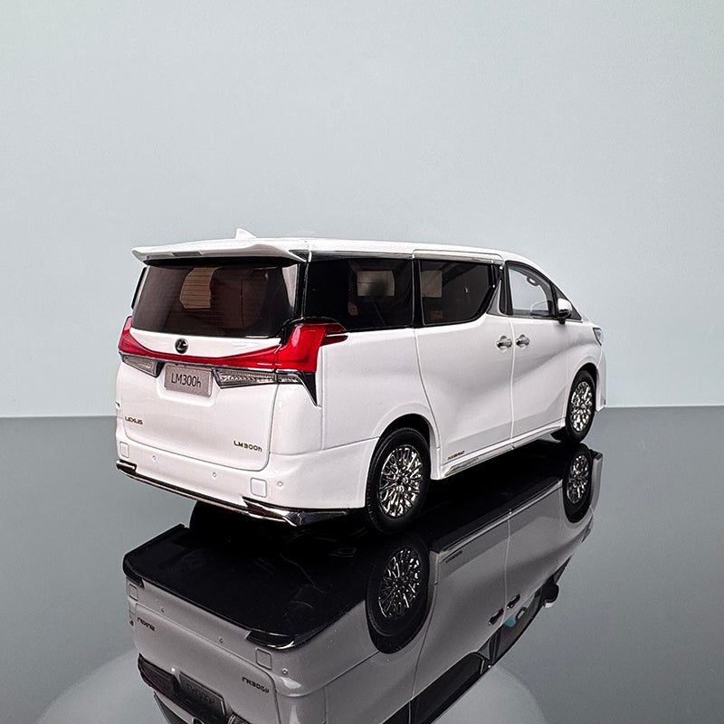 Lexus LM300H LM Nanny/Business Car 1:18 Diecast Model – Premium Collectible