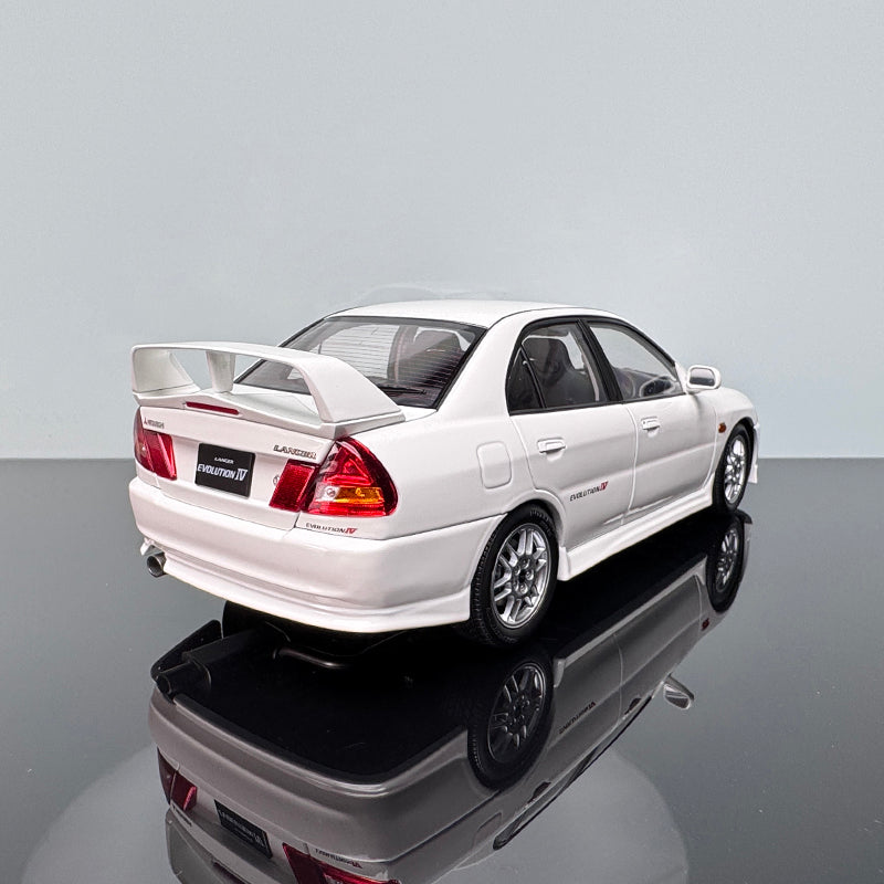 Mitsubishi Lancer Evolution IV Diecast Model – 1:18 Limited Edition 