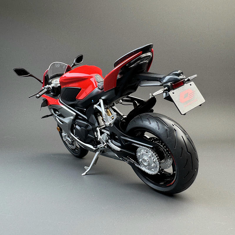 Qianjiang SRK 921RR 1:9 Alloy Motorcycle Model
