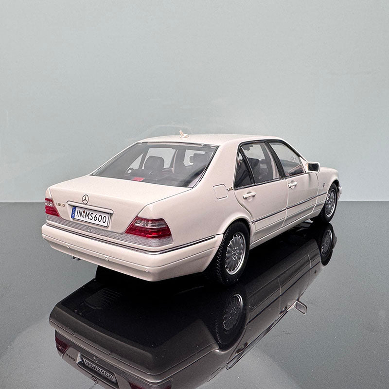 1/18 original 1990 Mercedes-Benz S600 W140 Tiger Head Benz White diecast car model classic car