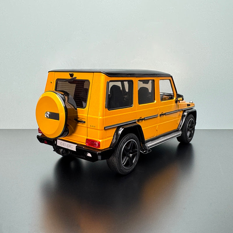 AR Mercedes‑Benz G63 AMG 2017 1:18 Scale Diecast Model – Interactive Yellow Edition
