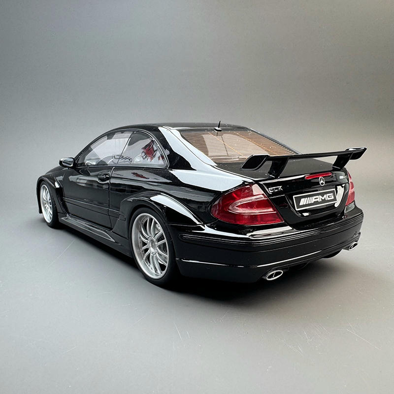 OTTO 1:18 Mercedes-AMG C209 CLK DTM – YX car model