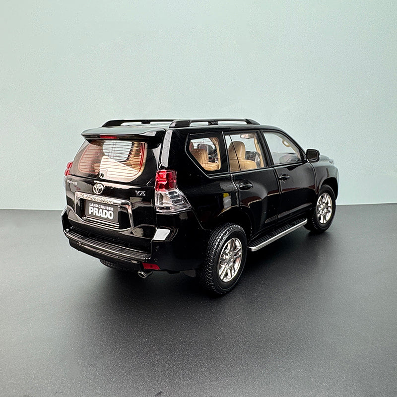 Toyota Prado 1:18 Die-Cast Alloy Model with Full Opening Panels