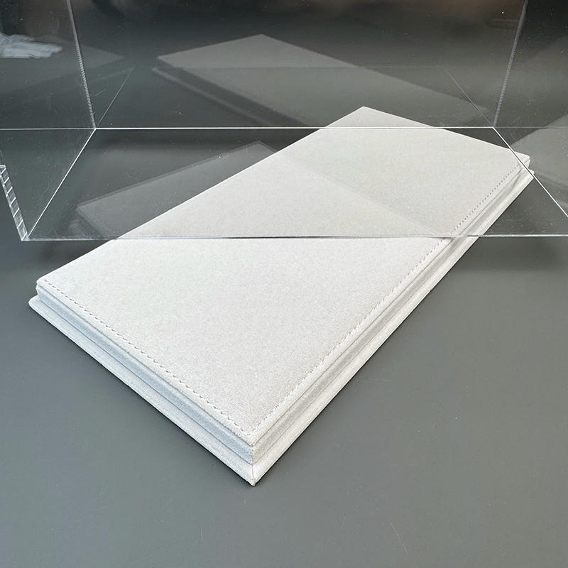 1:18 Display Box + Premium Base