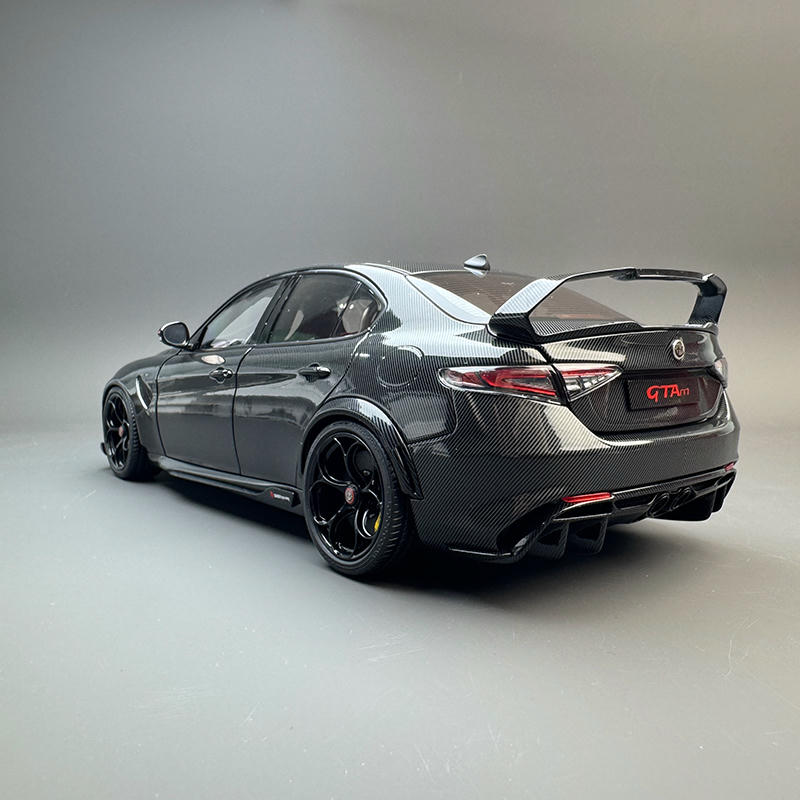 MotorHelix 1:18 Alfa Romeo Giulia GTAm Alloy Diecast Model