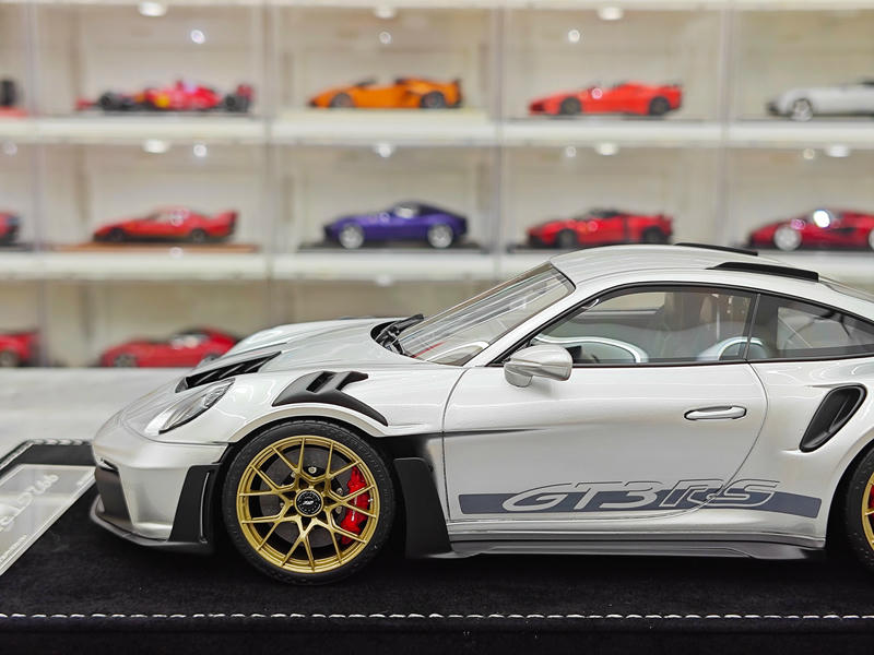 HH Model Porsche 992.1 GT3 RS 1:18 Resin Model Car