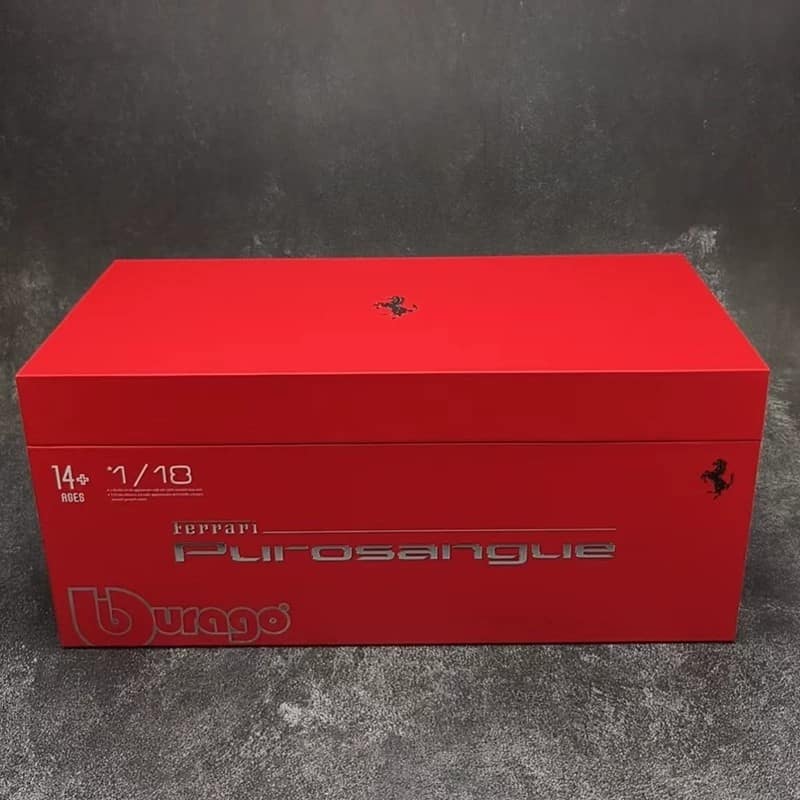 Bburago 1:18 Ferrari Purosangue FUV Diecast Model