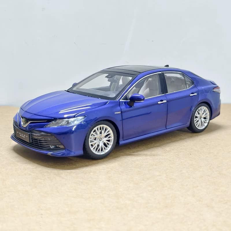 oem Licensed Toyota Camry (XV70) Hybrid Sport 2018–2021 1:18 Diecast Model