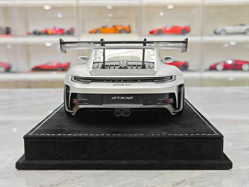HH Model Porsche 992.1 GT3 RS 1:18 Resin Model Car