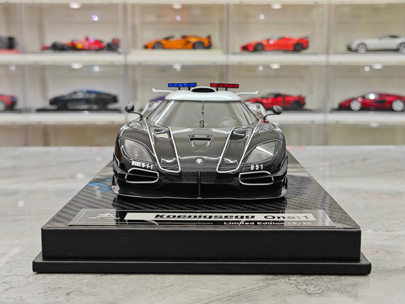 BBA Koenigsegg One 1:18 Resin Model Car