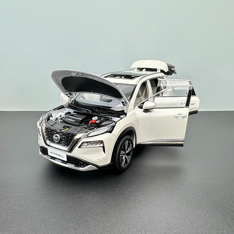 Nissan X-Trail 1:18 Alloy Diecast Model Car