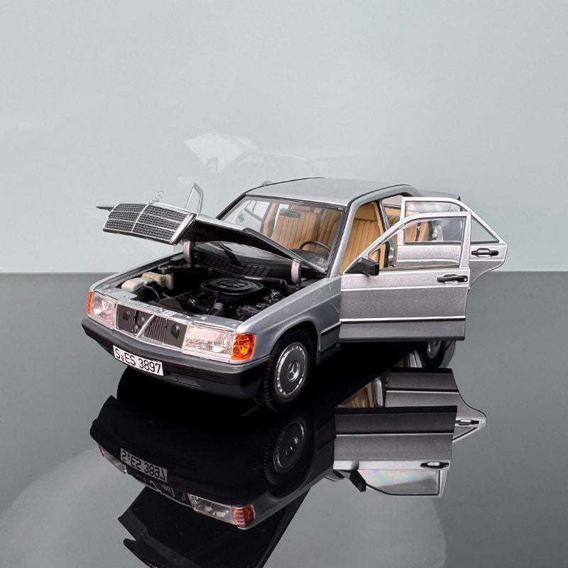 Mercedes-Benz 190E 1984 Diecast Model – 1:18 Scale Interactive Collectible