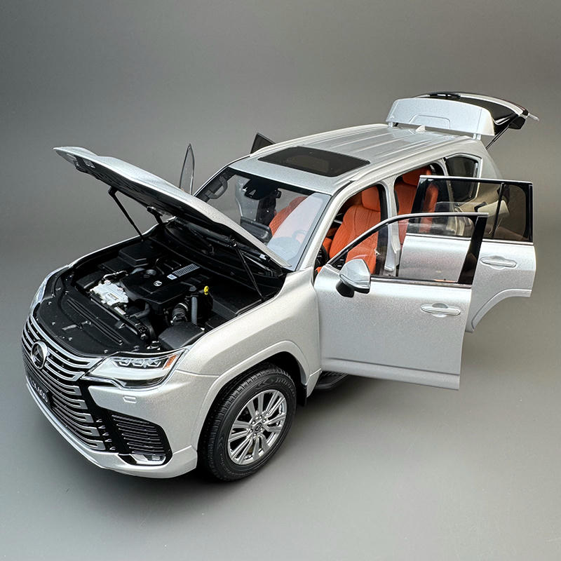 LCD Model 1:18 Lexus LX600 Diecast Car