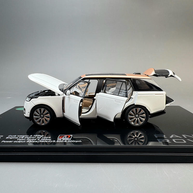 LCD Model 1:43 Range Rover SV Autobiography LWB Alloy Diecast Model