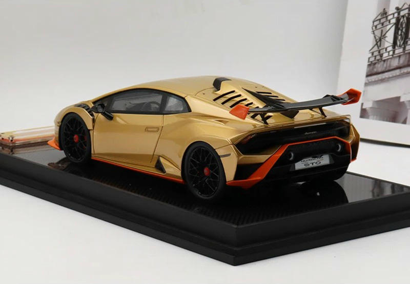 IVY Lamborghini Huracan STP 1:18 Resin Model Car